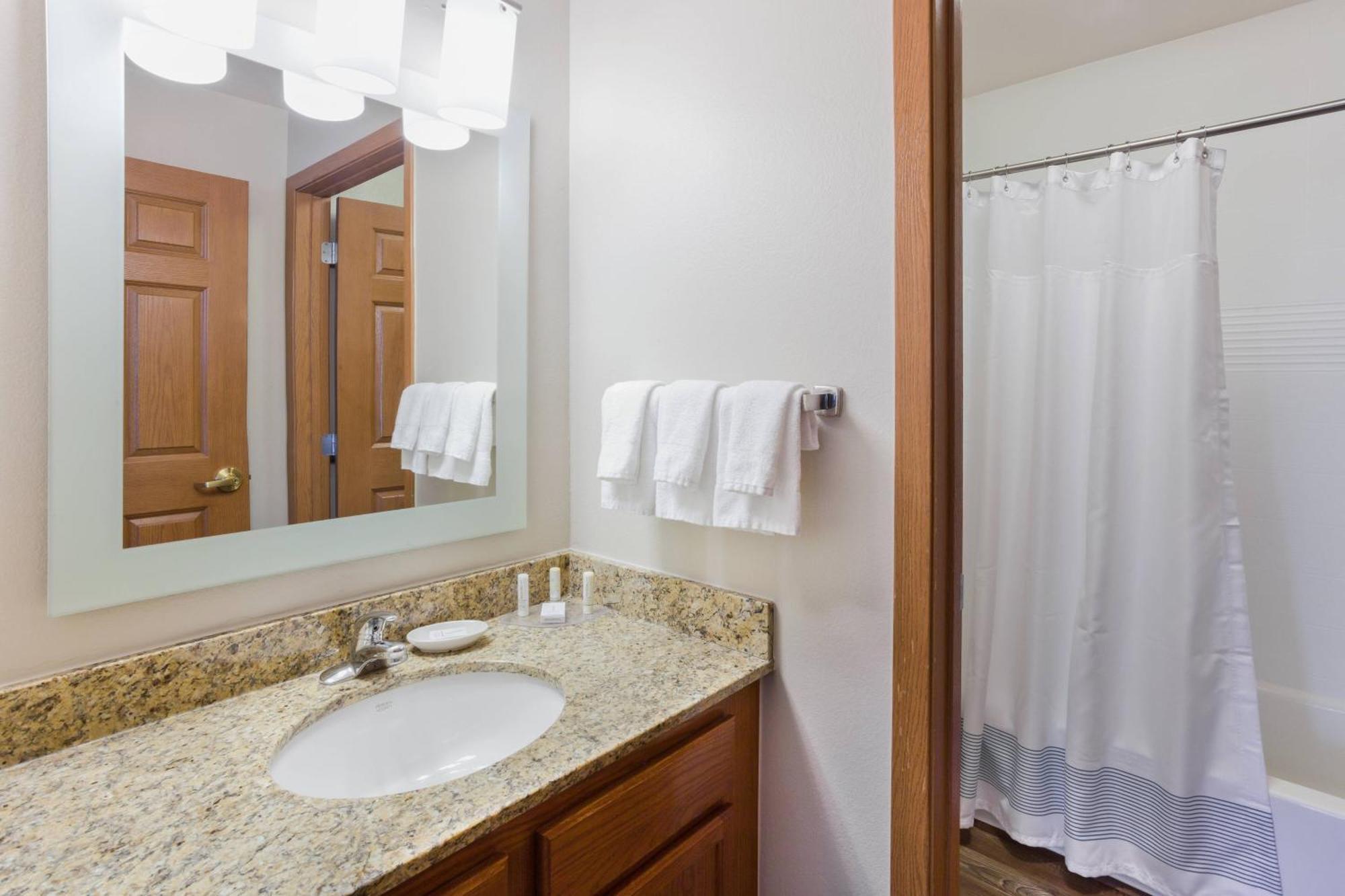 Towneplace Suites Minneapolis West/St. Louis Park Exterior foto